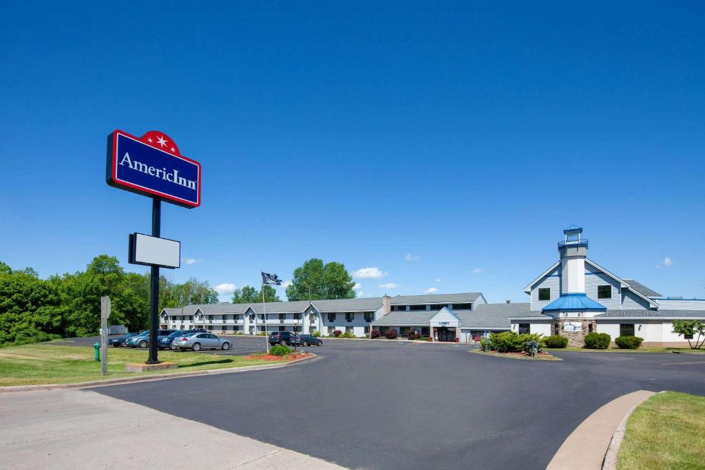 AmericInn by Wyndham Ashland