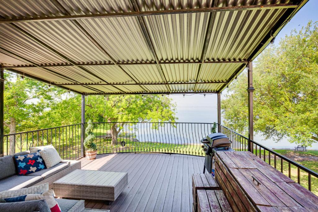 Lakefront Rockwall Home with Scenic Deck and Patio!